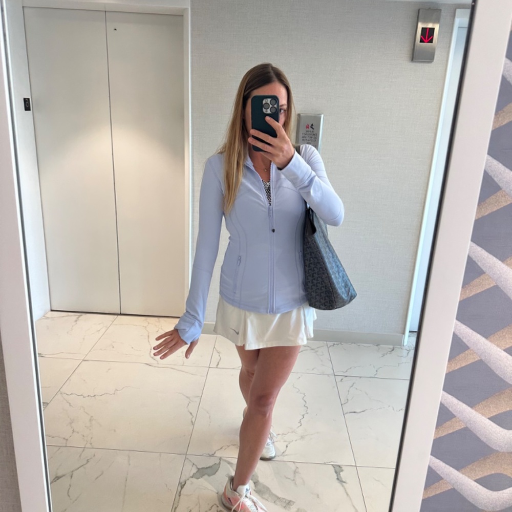 Lululemon zip Define Jacket Luon. Lavender. Size 6.